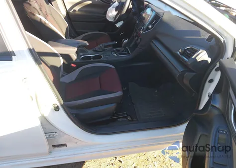 2021 Subaru Impreza Sport z USA, uszkodzony, nr VIN 4S3GKAM64M3601431